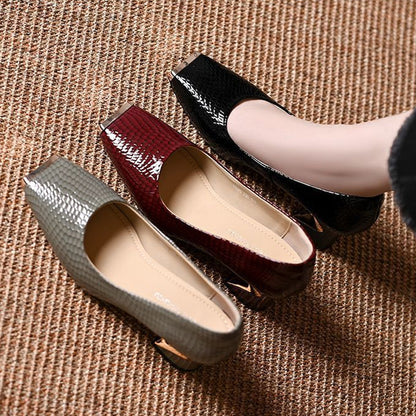 Női kígyóbőr mintás blokktalpú cipő