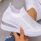 👟 Lépjen csillogó kényelembe – Női strasszos slip-on sportcipő (flyknit felsőrész, párnázott platform) – Utánvétes ✨